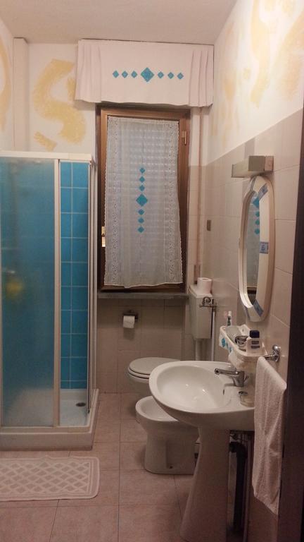 Albergo Il Cantuccio Bolano Δωμάτιο φωτογραφία